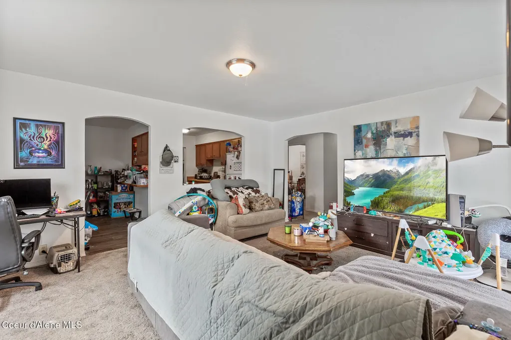 1021 N Florence Avenue Sandpoint ID 83864