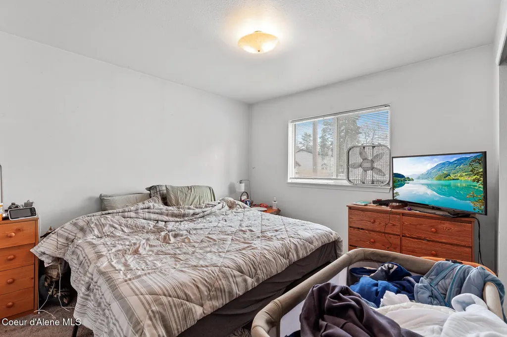 1021 N Florence Avenue Sandpoint ID 83864