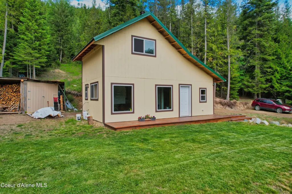 4801 Old Highway Two Loop Moyie Springs ID 83845