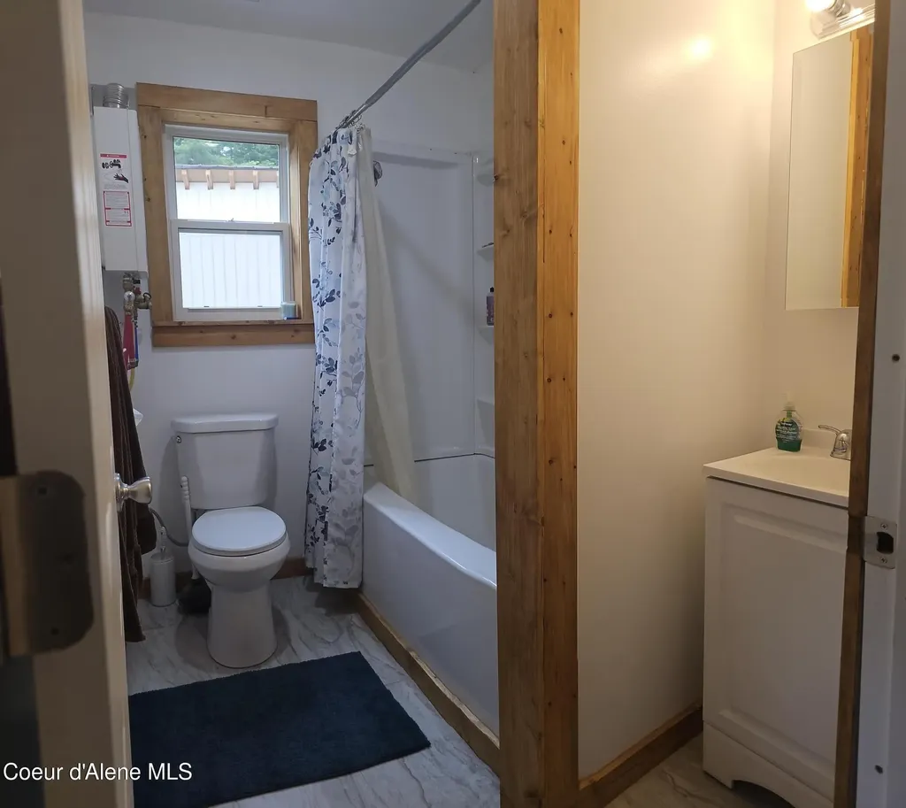 4801 Old Highway Two Loop Moyie Springs ID 83845