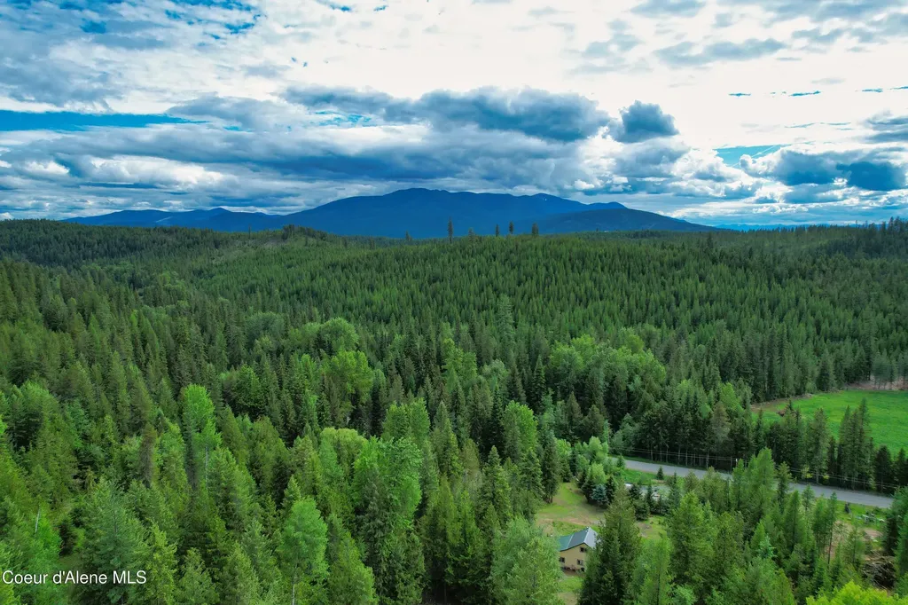 4801 Old Highway Two Loop Moyie Springs ID 83845