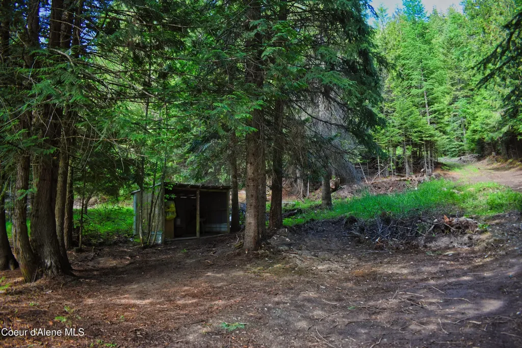4801 Old Highway Two Loop Moyie Springs ID 83845