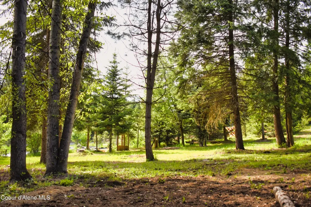 4801 Old Highway Two Loop Moyie Springs ID 83845