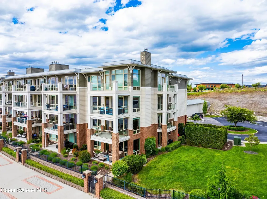 415 W Waterside Drive Post Falls ID 83854