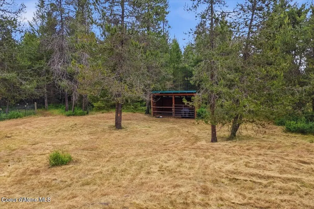 131 Outback Loop Spirit Lake ID 83869