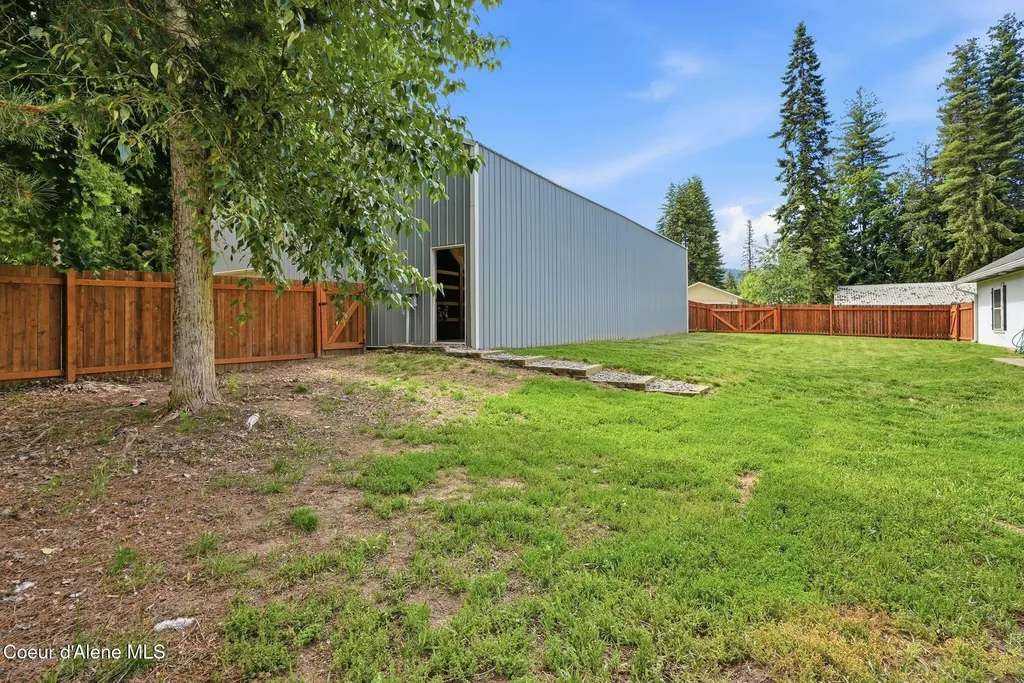 61 Merritt Street Priest River ID 83856