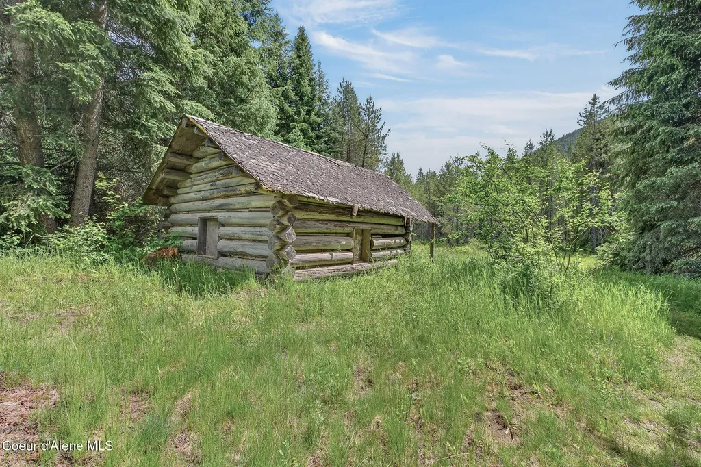 532927 U.s. 95 Bonners Ferry ID 83805