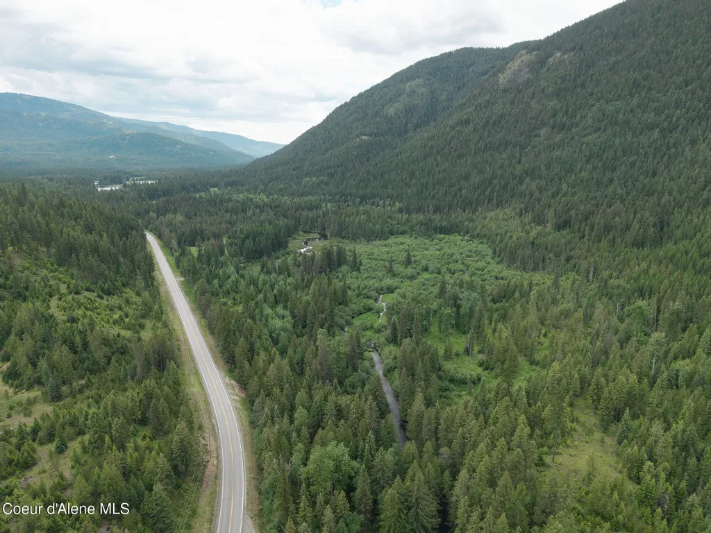 532927 U.s. 95 Bonners Ferry ID 83805