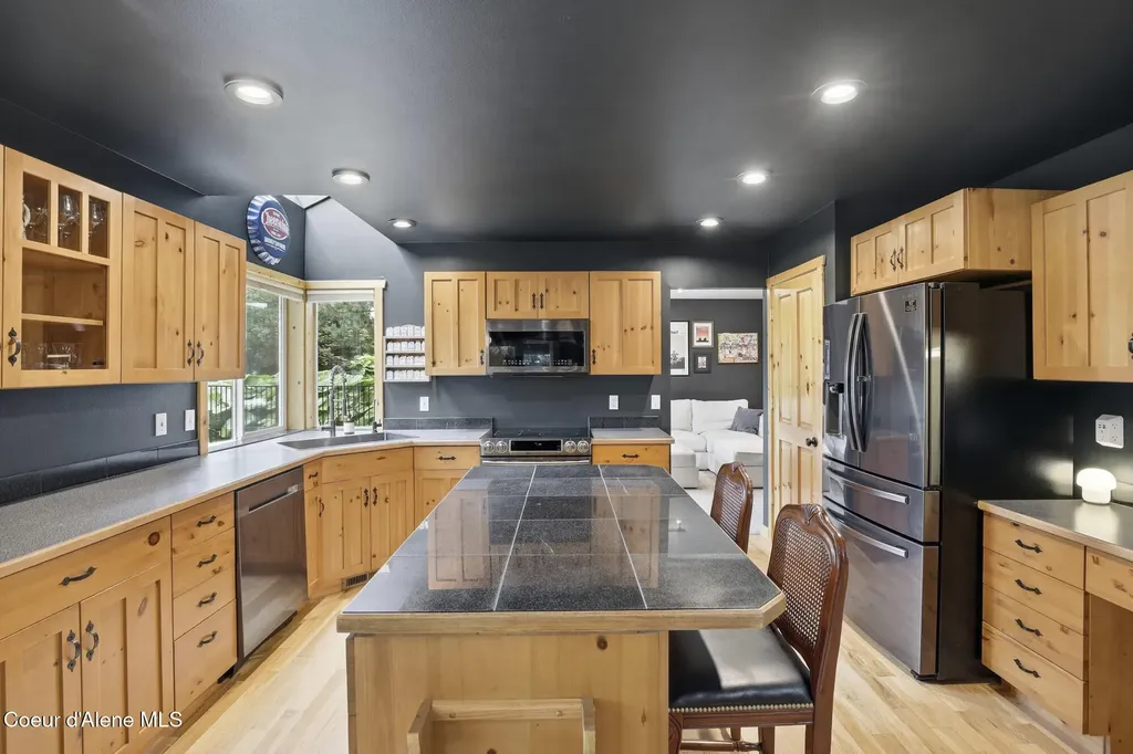 11331 N Trafalgar Street Hayden ID 83835