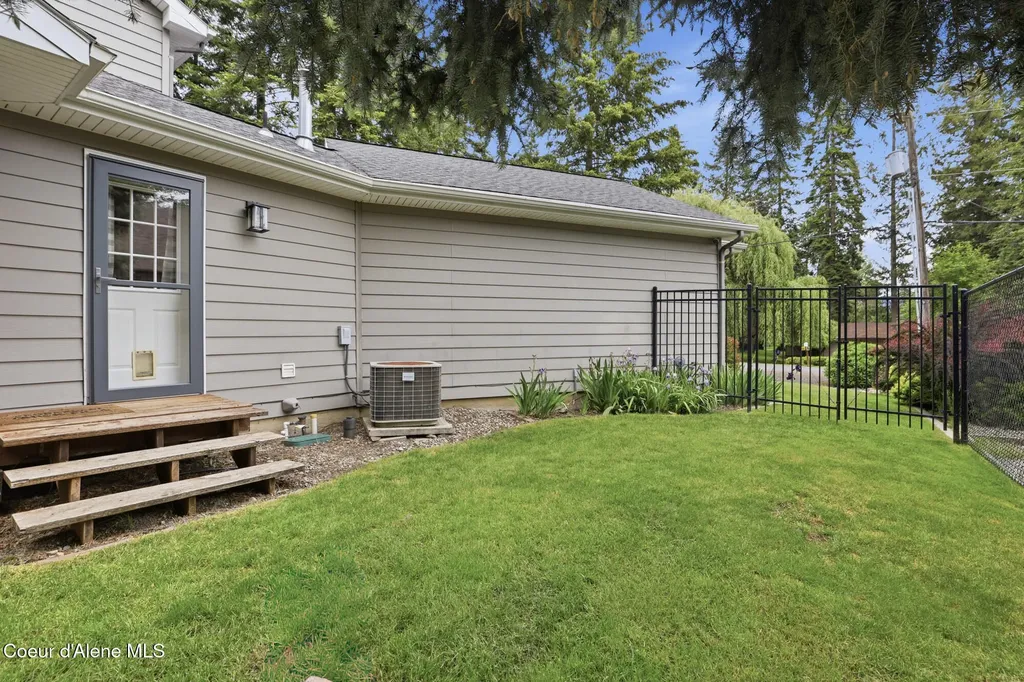11331 N Trafalgar Street Hayden ID 83835