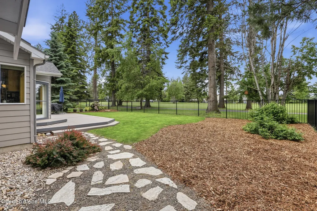 11331 N Trafalgar Street Hayden ID 83835
