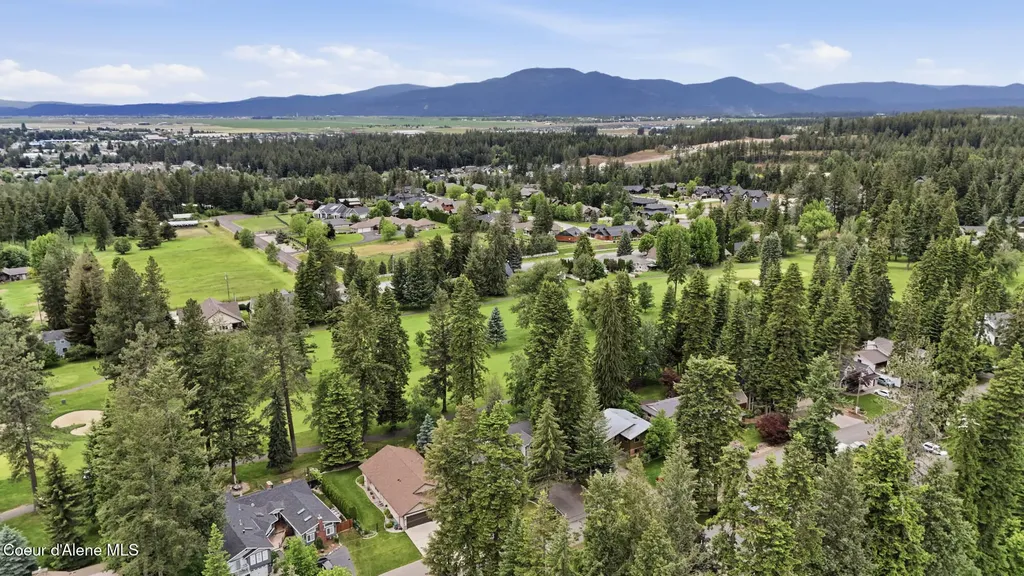 11331 N Trafalgar Street Hayden ID 83835
