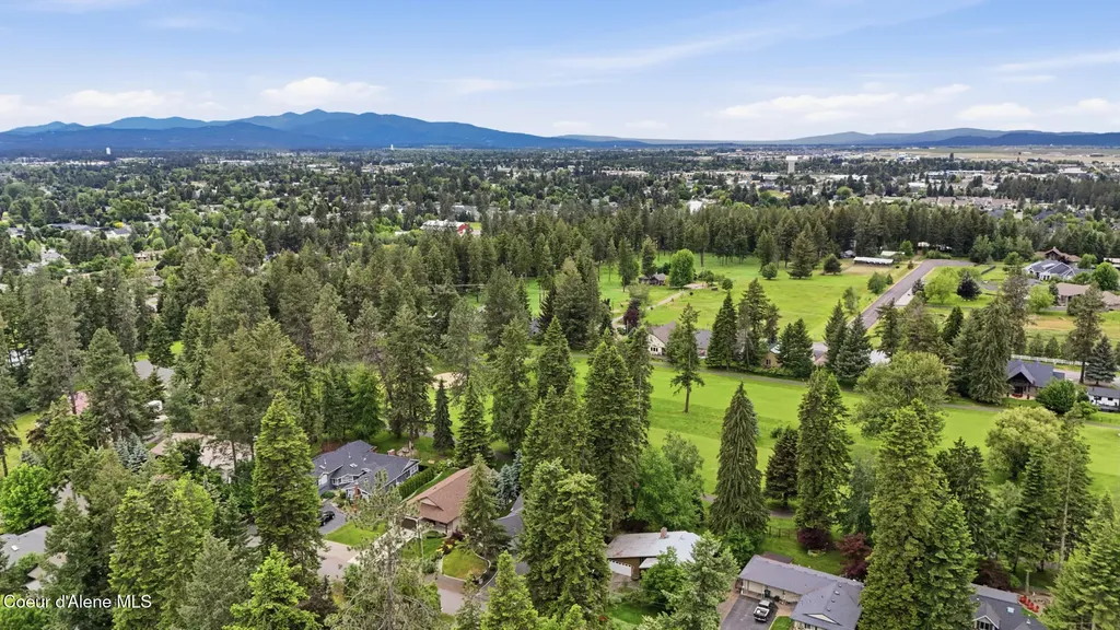 11331 N Trafalgar Street Hayden ID 83835
