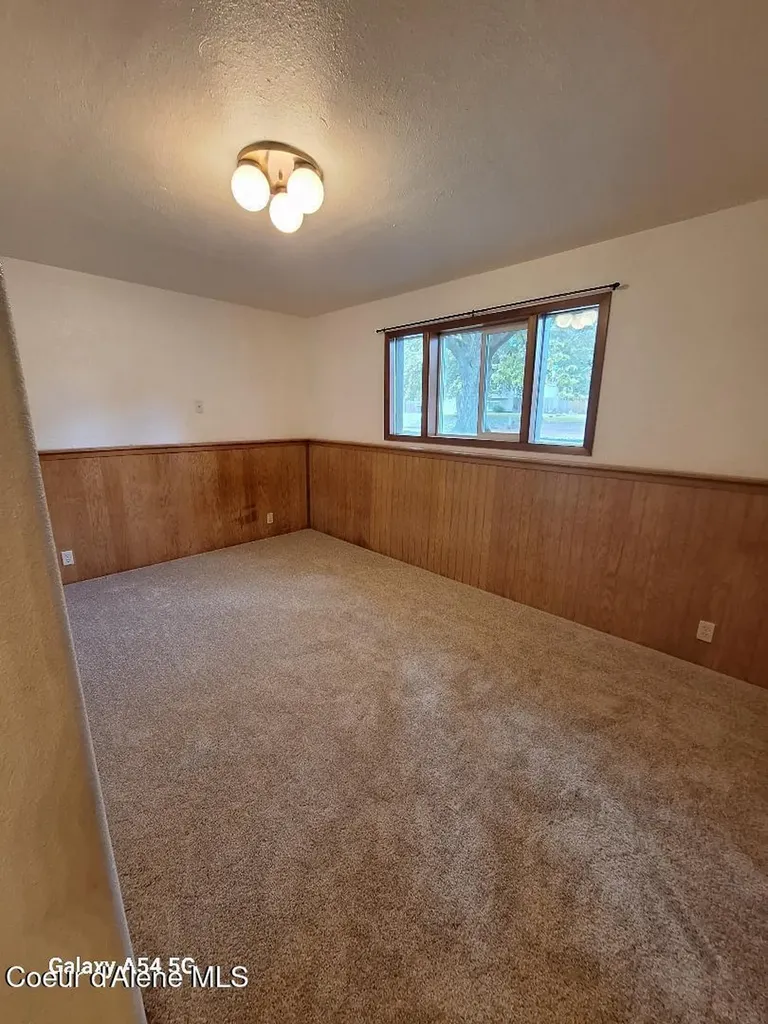 9704 N Hillview Drive Hayden ID 83835