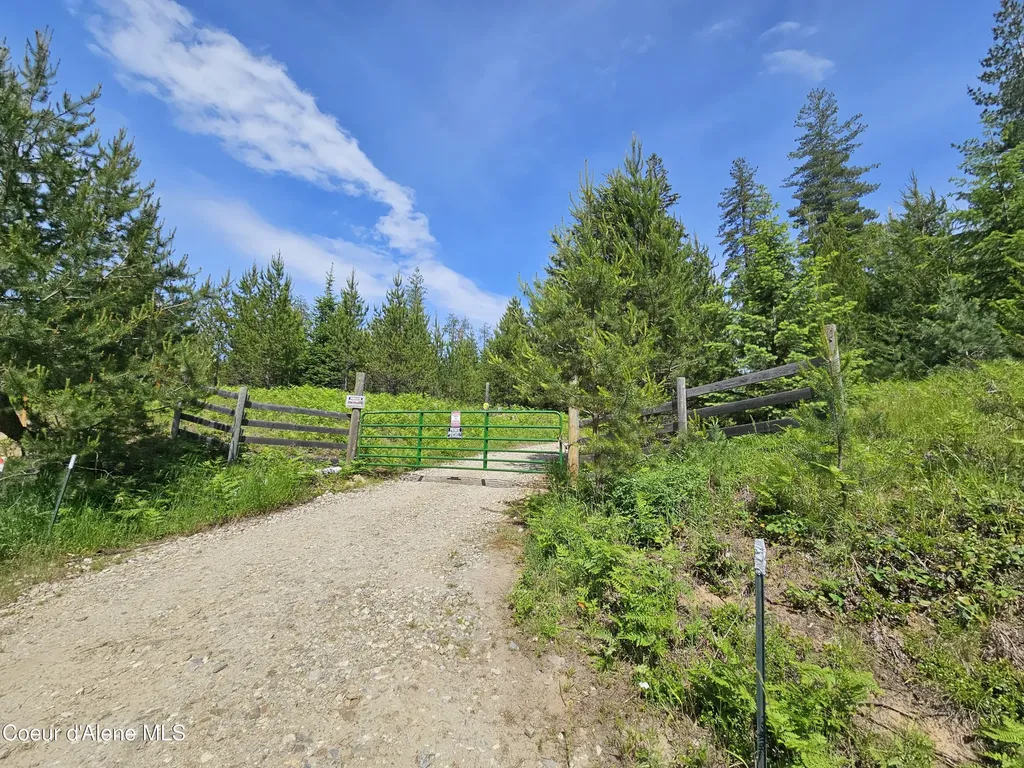 109 Geronimo Lane Sandpoint ID 83864