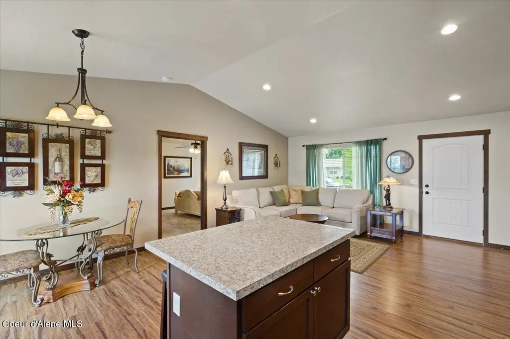 1447 E Yellowstone Avenue Post Falls ID 83854