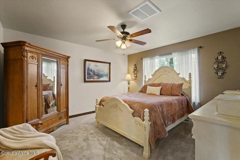 1447 E Yellowstone Avenue Post Falls ID 83854