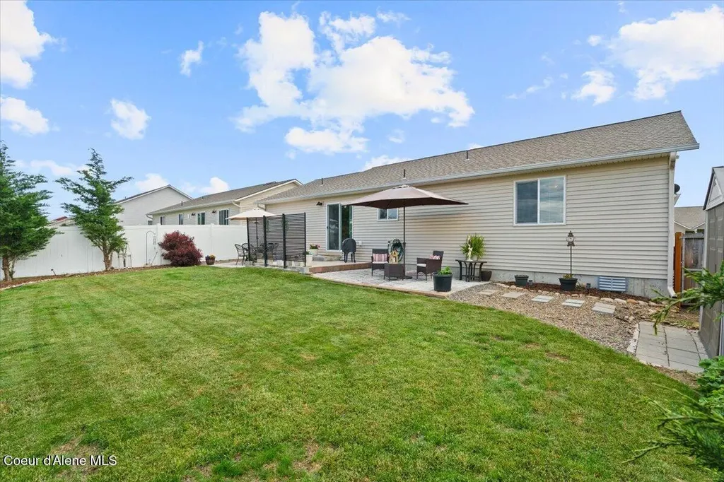 1447 E Yellowstone Avenue Post Falls ID 83854