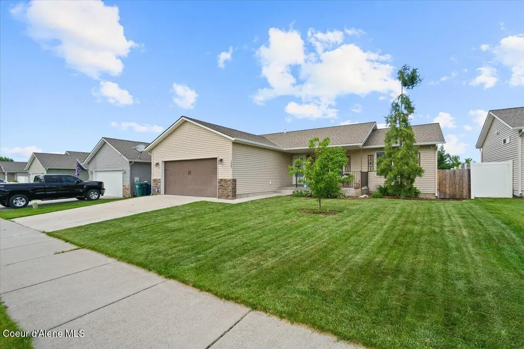 1447 E Yellowstone Avenue Post Falls ID 83854