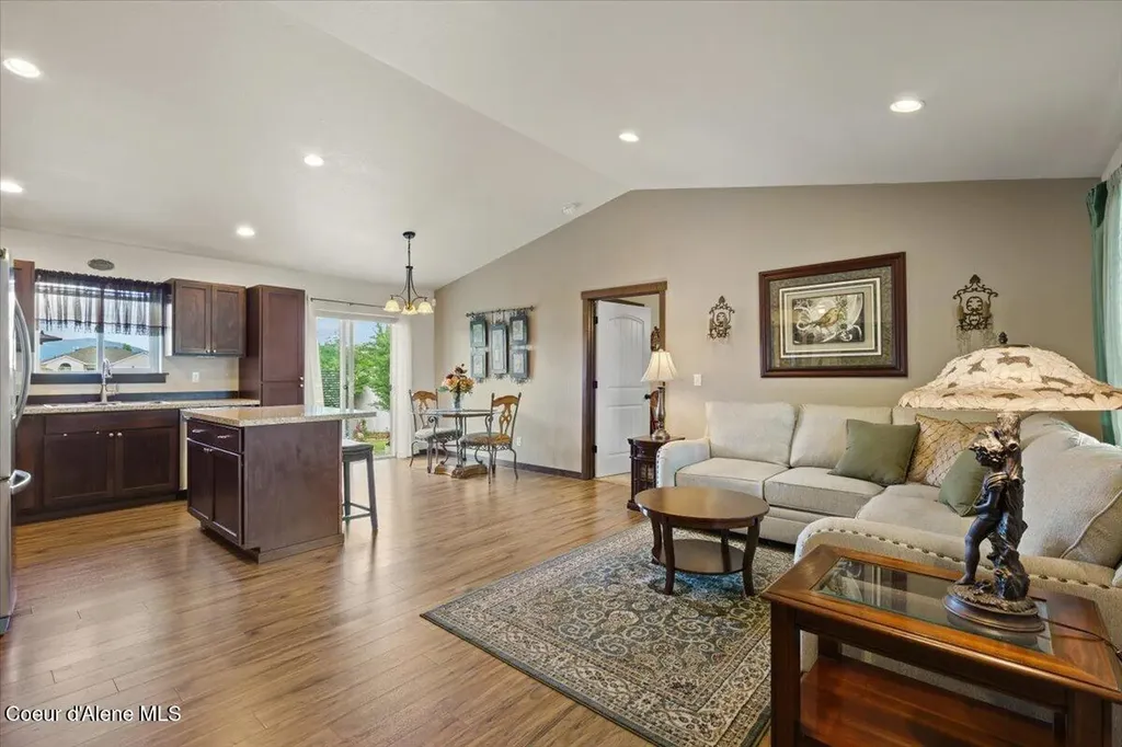 1447 E Yellowstone Avenue Post Falls ID 83854