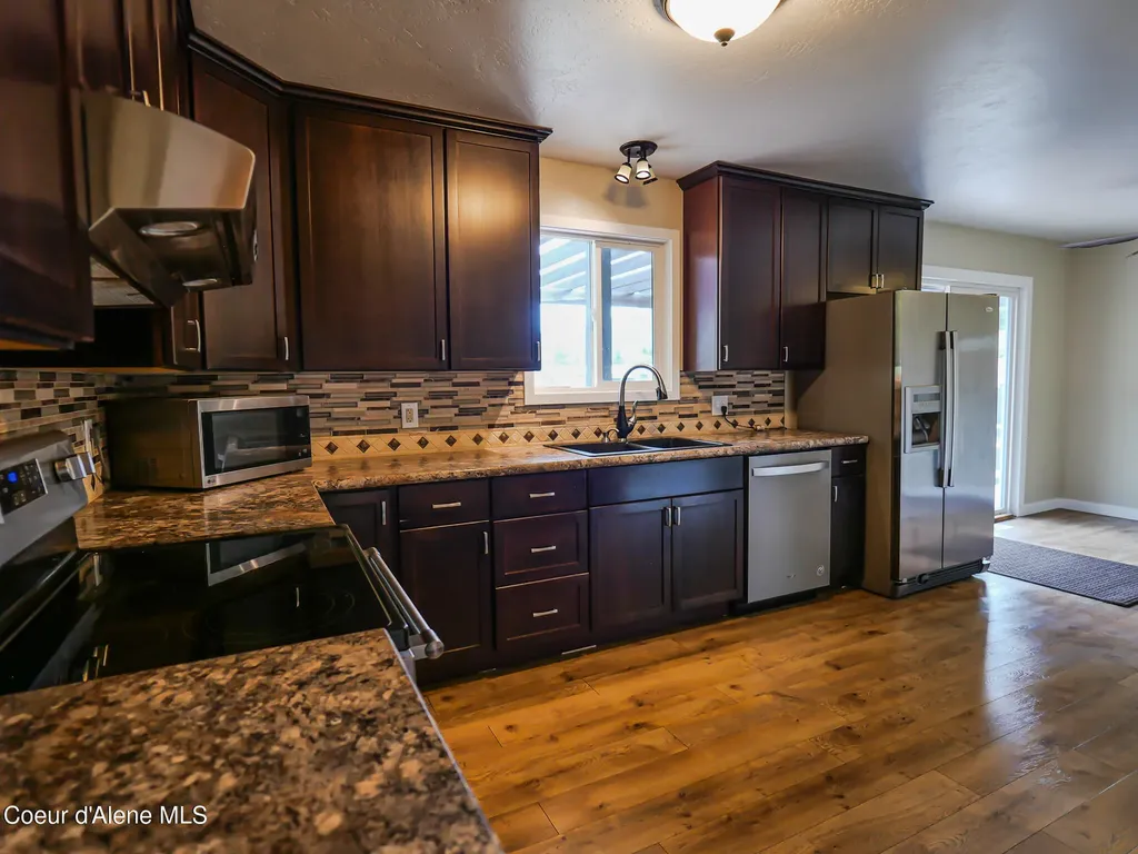 9684 N Melrose Street Hayden ID 83835