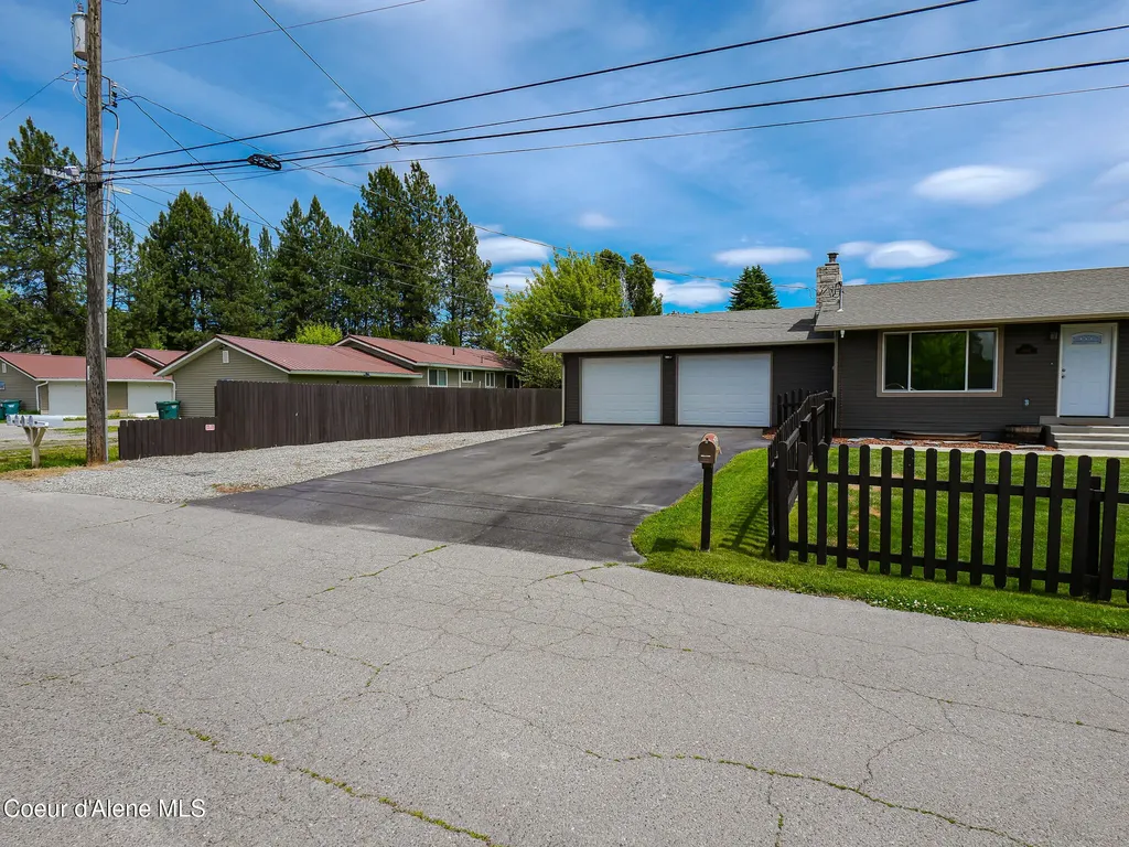9684 N Melrose Street Hayden ID 83835