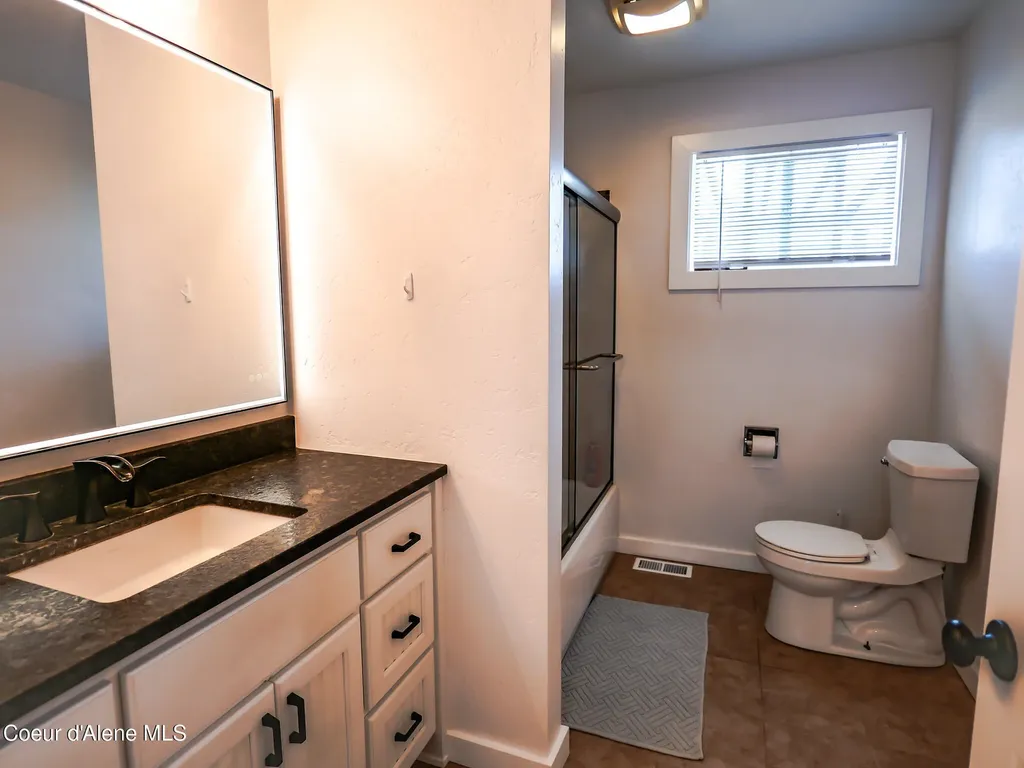 9684 N Melrose Street Hayden ID 83835