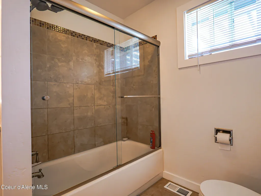 9684 N Melrose Street Hayden ID 83835