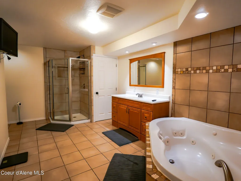 9684 N Melrose Street Hayden ID 83835