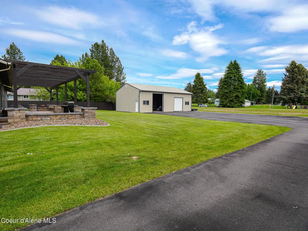 9684 N Melrose Street Hayden ID 83835