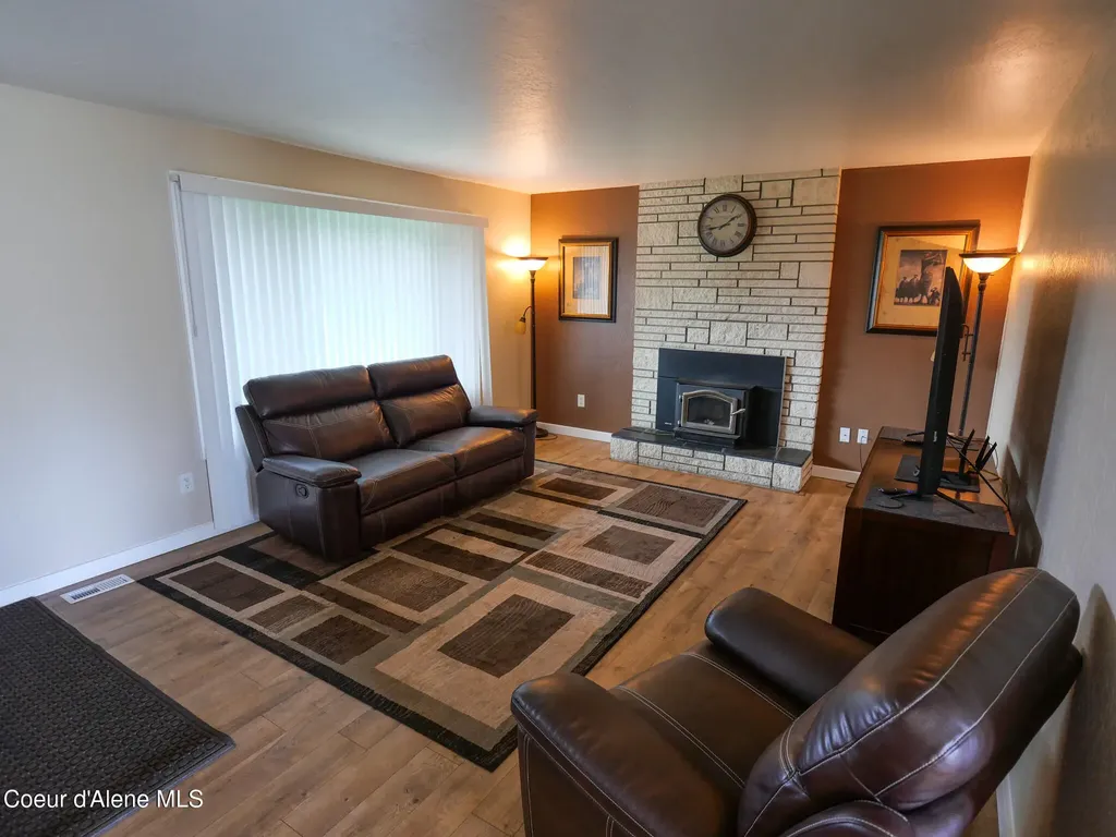 9684 N Melrose Street Hayden ID 83835