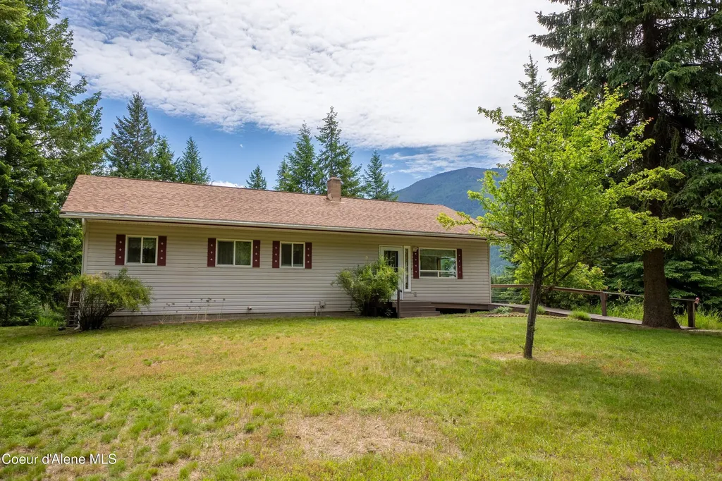 3228 Kootenai Trail Road Bonners Ferry ID 83805