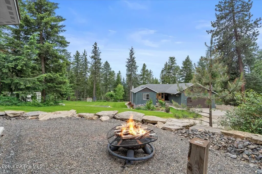 11243 W Hidden Valley Road Rathdrum ID 83858