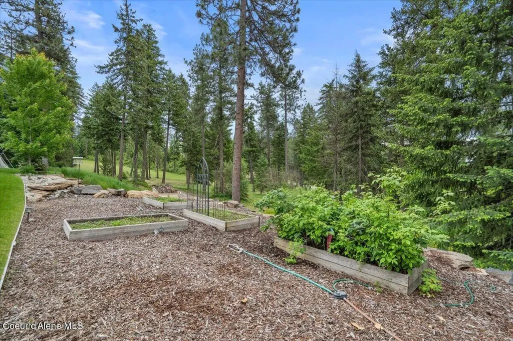 11243 W Hidden Valley Road Rathdrum ID 83858