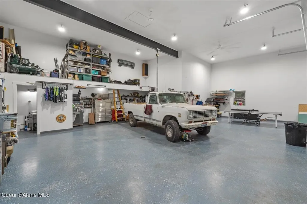 11243 W Hidden Valley Road Rathdrum ID 83858