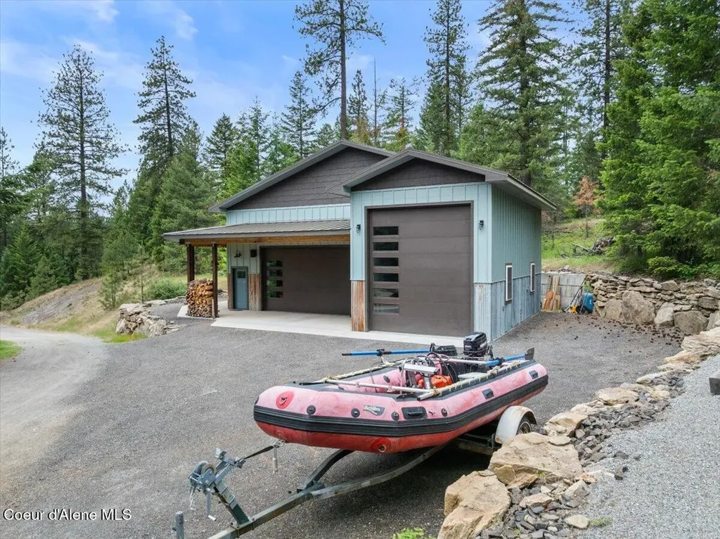 11243 W Hidden Valley Road Rathdrum ID 83858