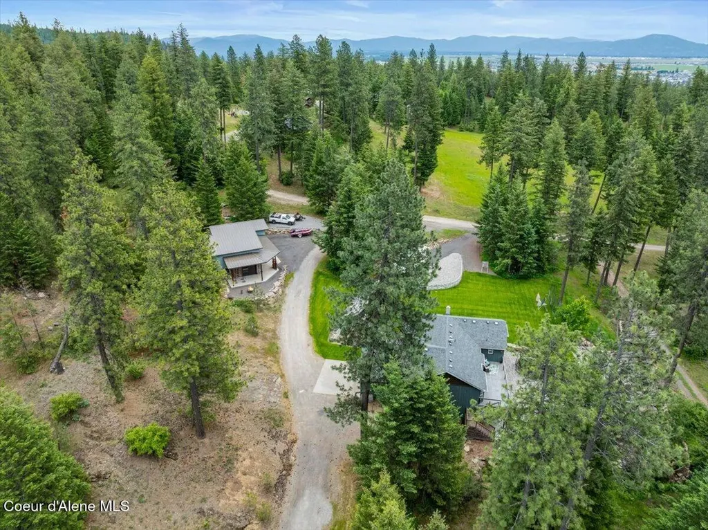 11243 W Hidden Valley Road Rathdrum ID 83858
