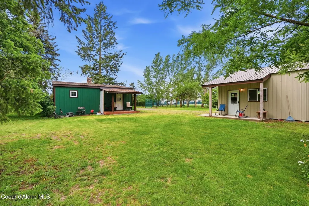 825 W Honeysuckle Avenue Hayden ID 83835