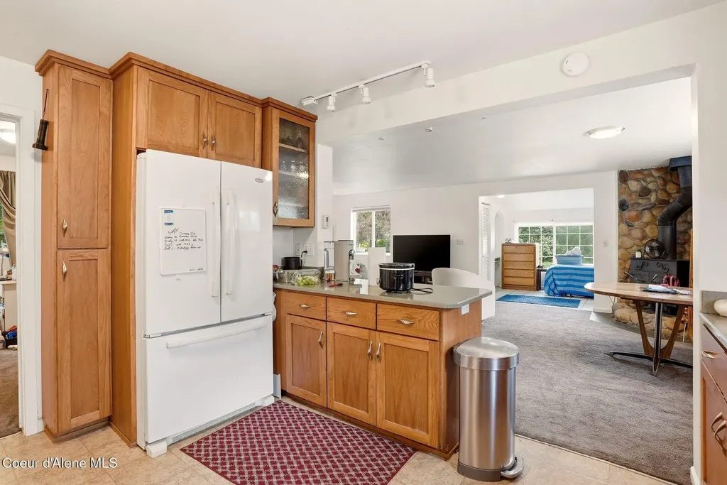 825 W Honeysuckle Avenue Hayden ID 83835
