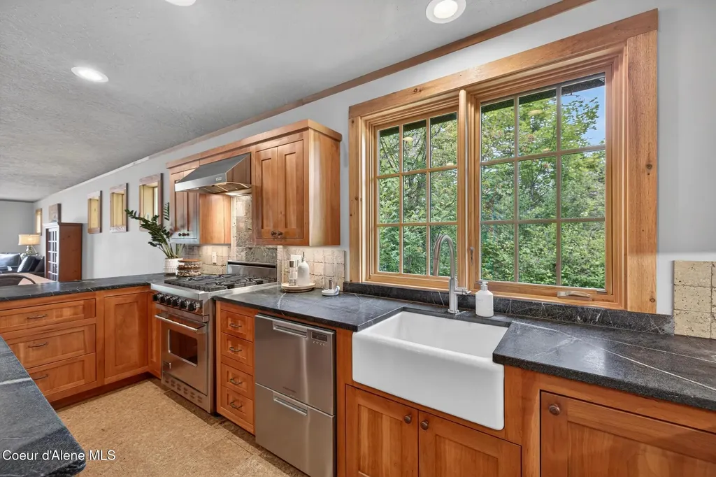 14661 N Samhill Trail Hayden ID 83835