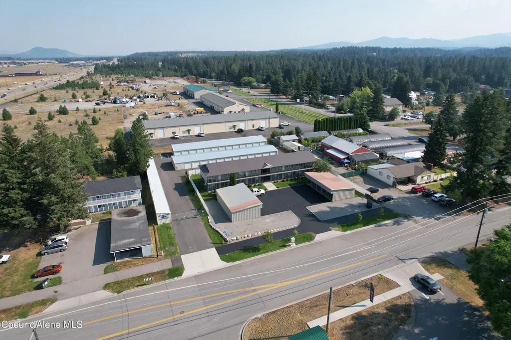 91 W Wyoming Avenue Hayden ID 83835