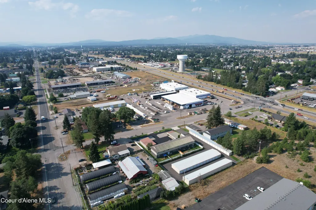 91 W Wyoming Avenue Hayden ID 83835
