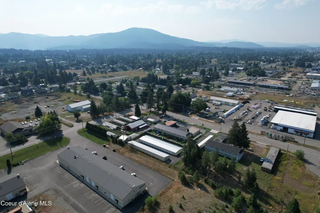91 W Wyoming Avenue Hayden ID 83835