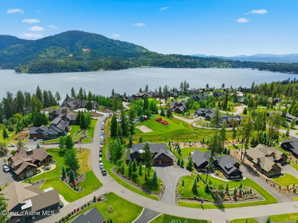 11231 N Mccall Falls Drive Hayden ID 83835