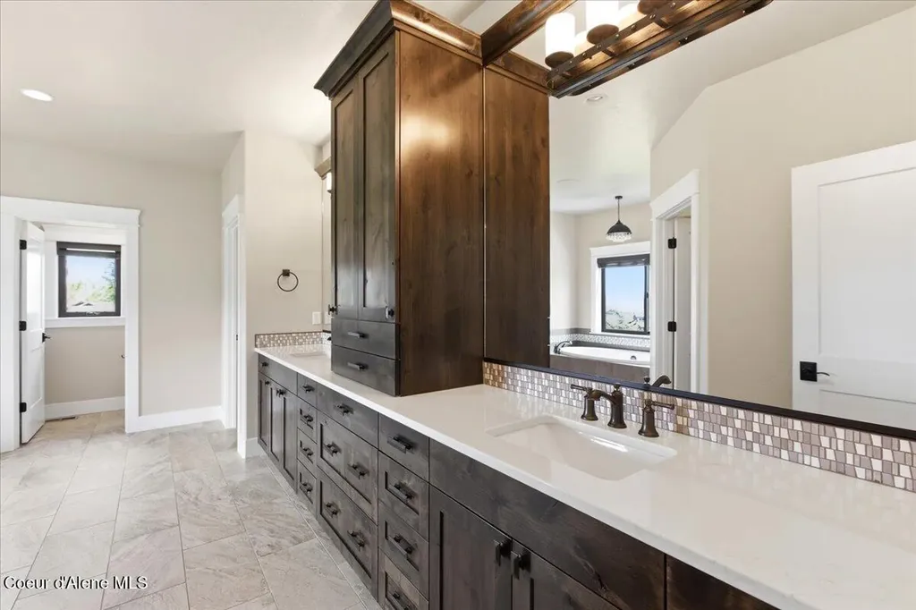 11231 N Mccall Falls Drive Hayden ID 83835