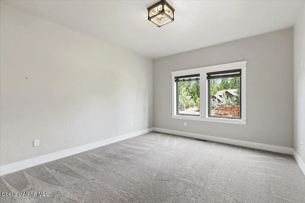 11231 N Mccall Falls Drive Hayden ID 83835
