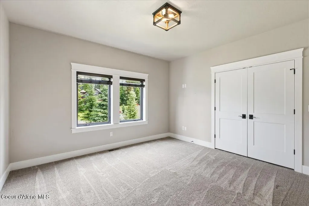 11231 N Mccall Falls Drive Hayden ID 83835