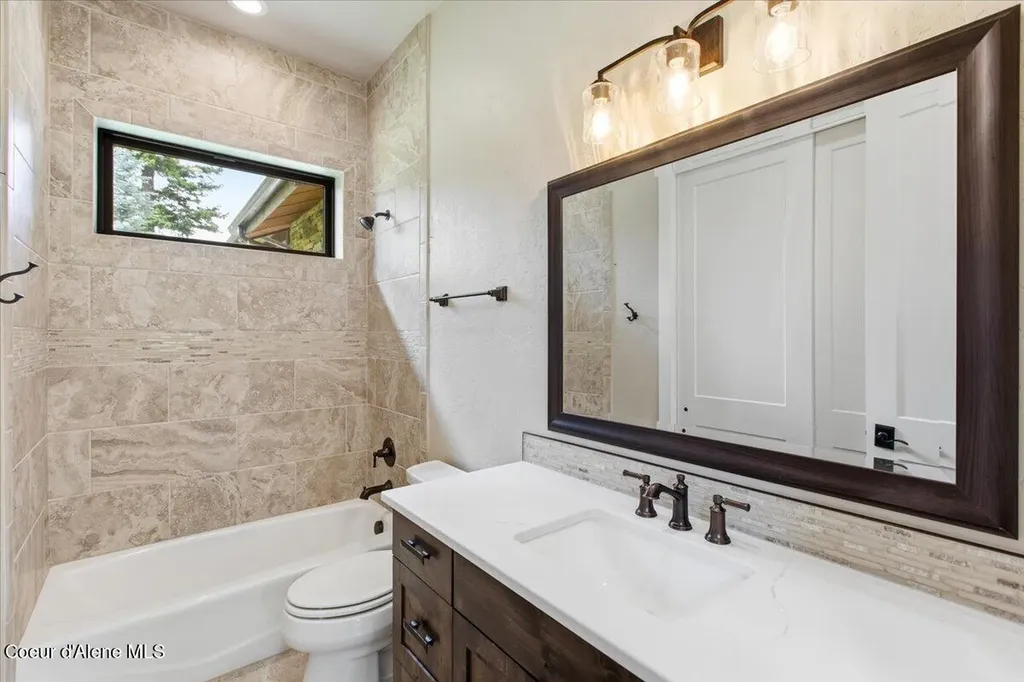 11231 N Mccall Falls Drive Hayden ID 83835