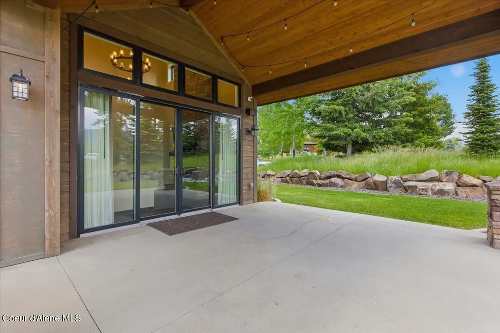 11231 N Mccall Falls Drive Hayden ID 83835