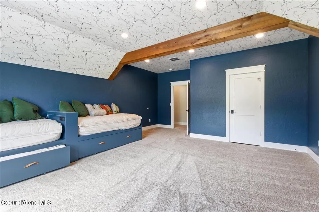 11231 N Mccall Falls Drive Hayden ID 83835